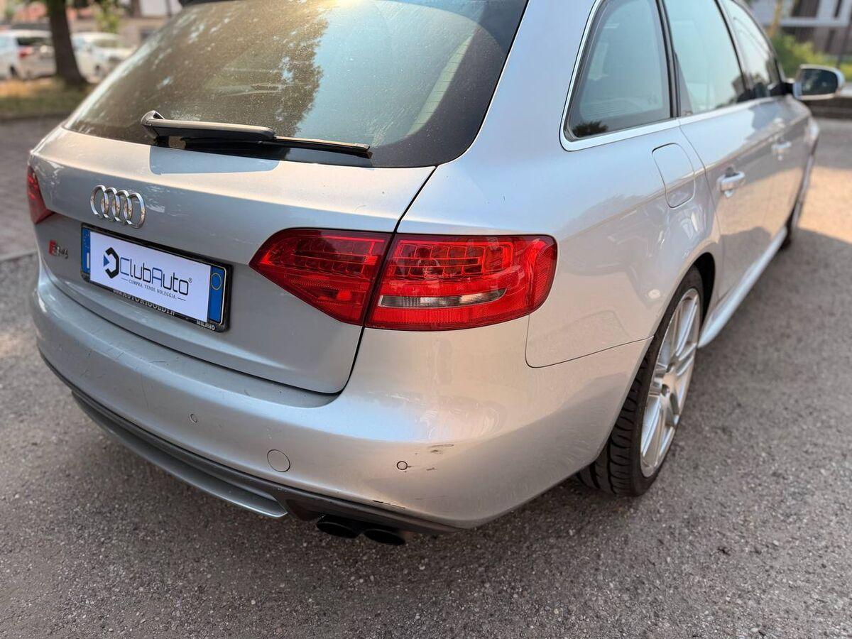 Audi A4 IV 2007 Avant S4 3.0 V6 tfsi quattro s-tronic
