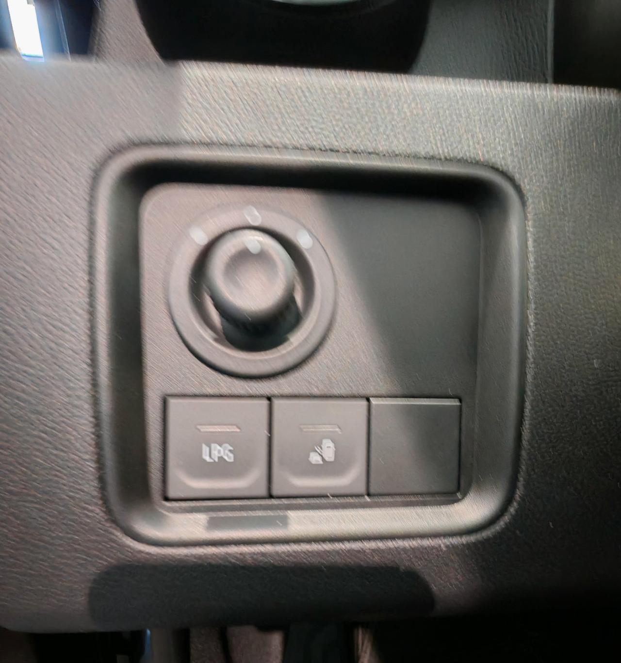 Dacia Duster 1.0 tce Prestige up Gpl 4x2 100cv