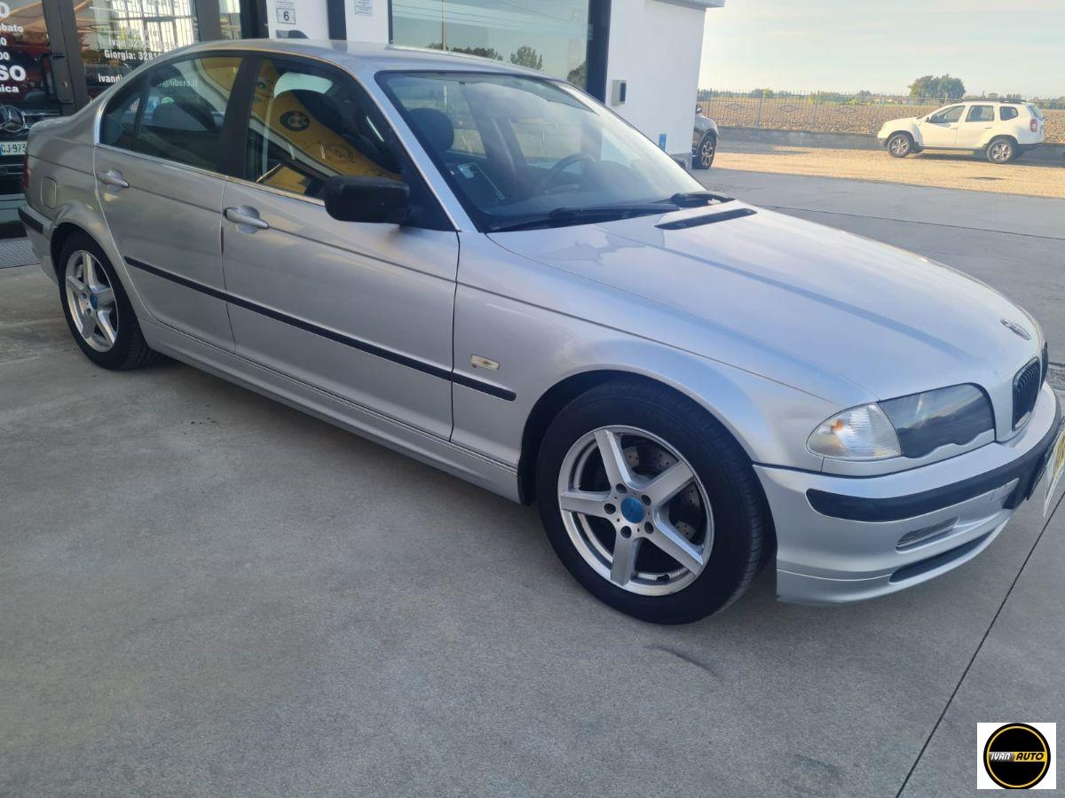 BMW Serie 3 (E46) 323i-Automatico