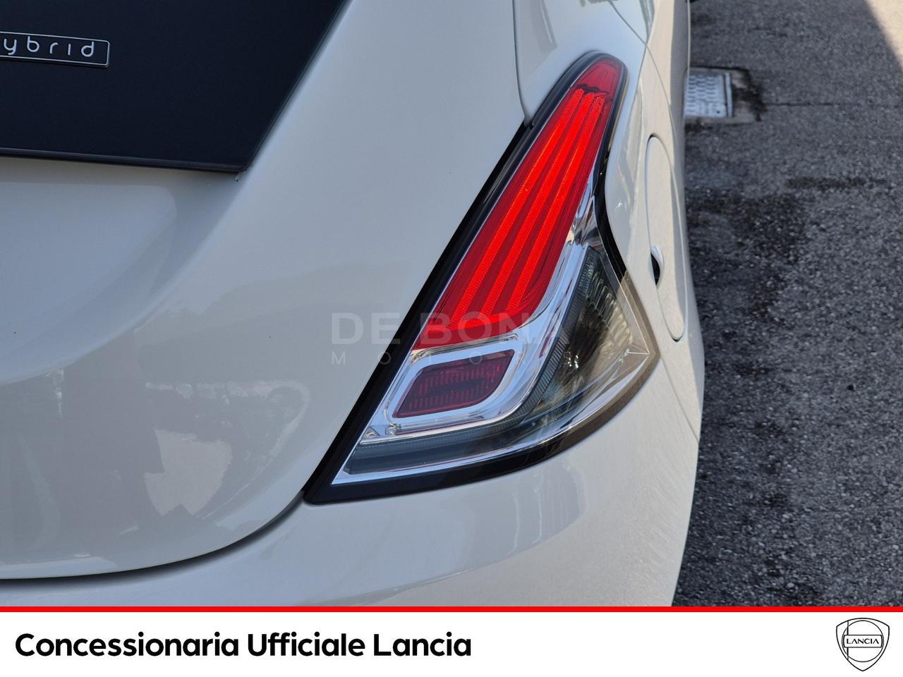 Lancia Ypsilon 1.0 firefly hybrid gold s&s 70cv
