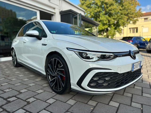 VOLKSWAGEN Golf 2.0 TDI DSG GTD