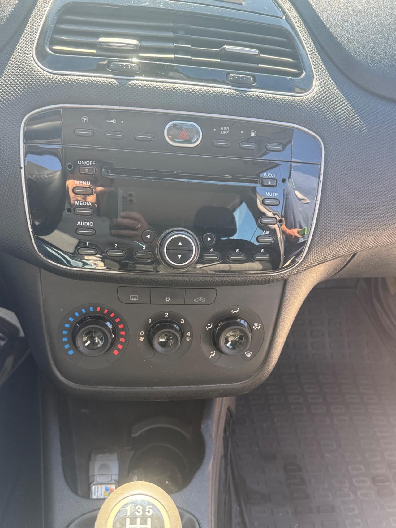 Fiat Punto 1.3 MJT II S&S 95 CV 5 porte Street