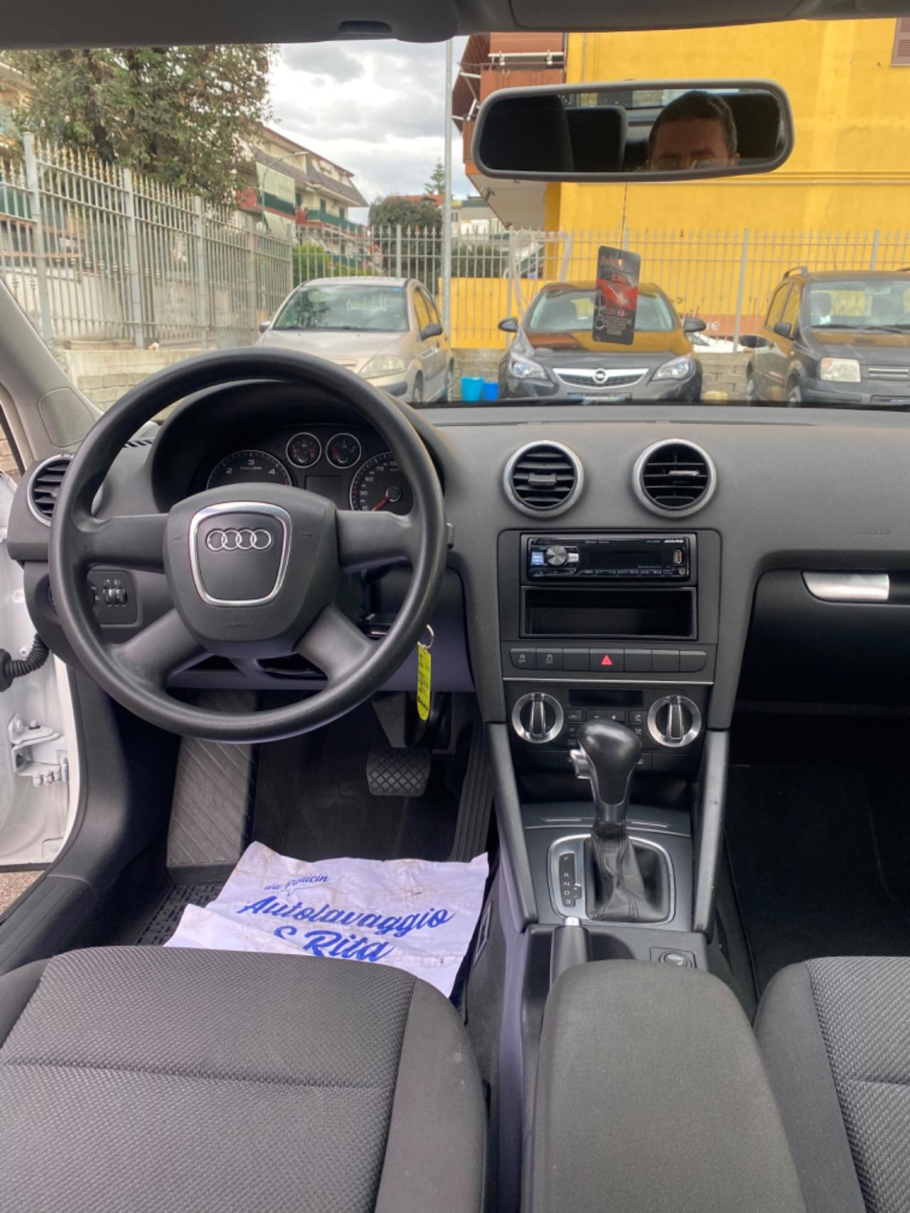 Audi A3 1.6 TDI Fine 2010 Automatica Full