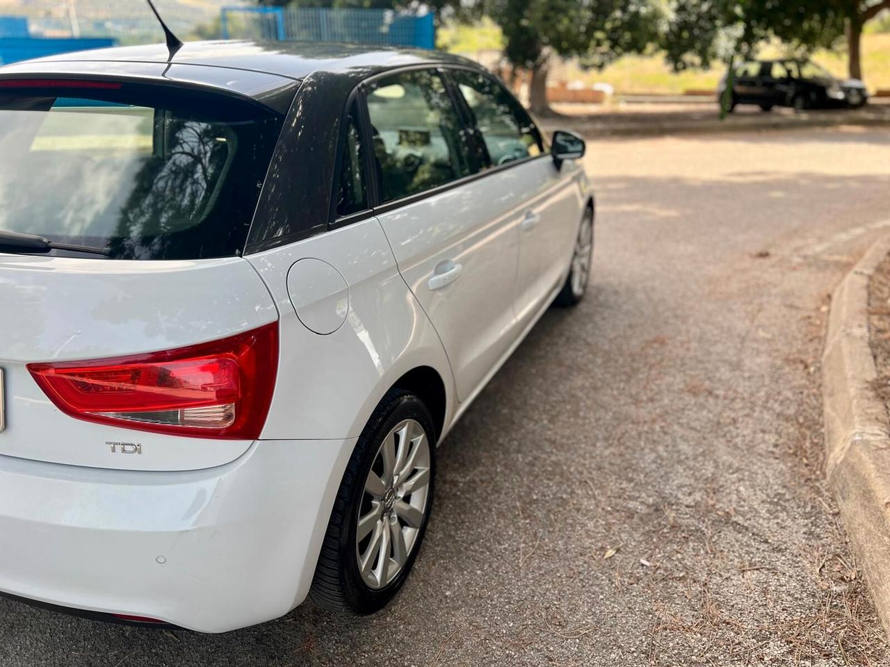 Audi A1 SPB 1.6 TDI S tronic line edition plus
