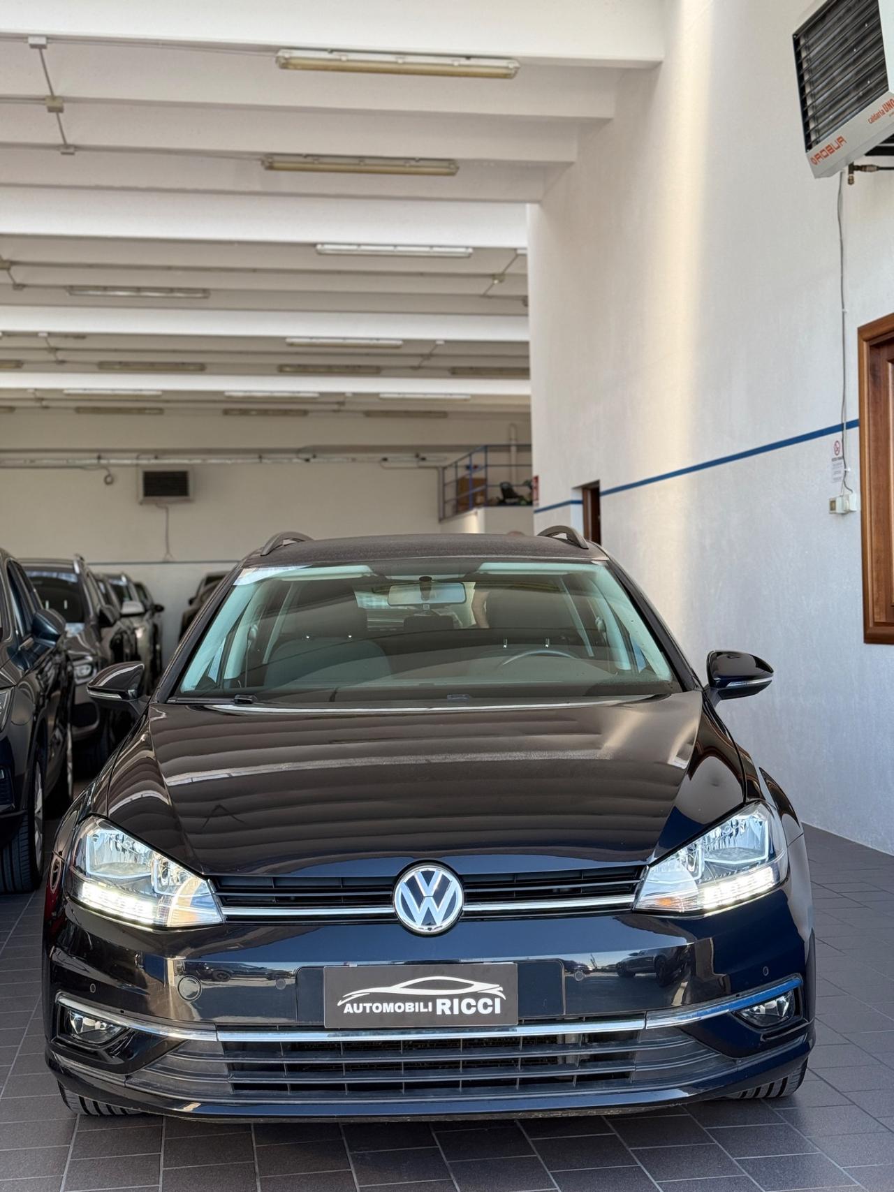 Volkswagen Golf Variant 1.6 TDI 115 CV Business BlueMotion Technology