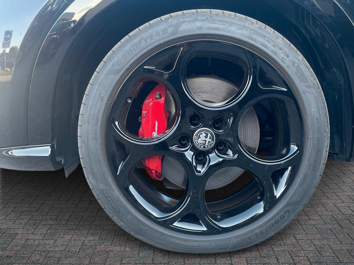 ALFA ROMEO Tonale - Tonale 1.5 hybrid Veloce 160cv tct7