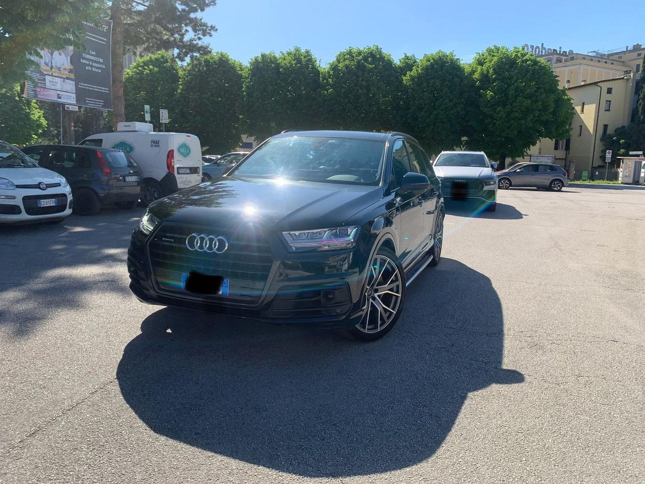 Audi Q7 3.0 50 TDI MHEV S Line