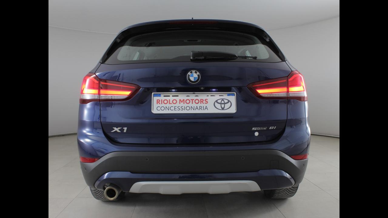 BMW X1 F48 2019 - X1 sdrive18i 140cv