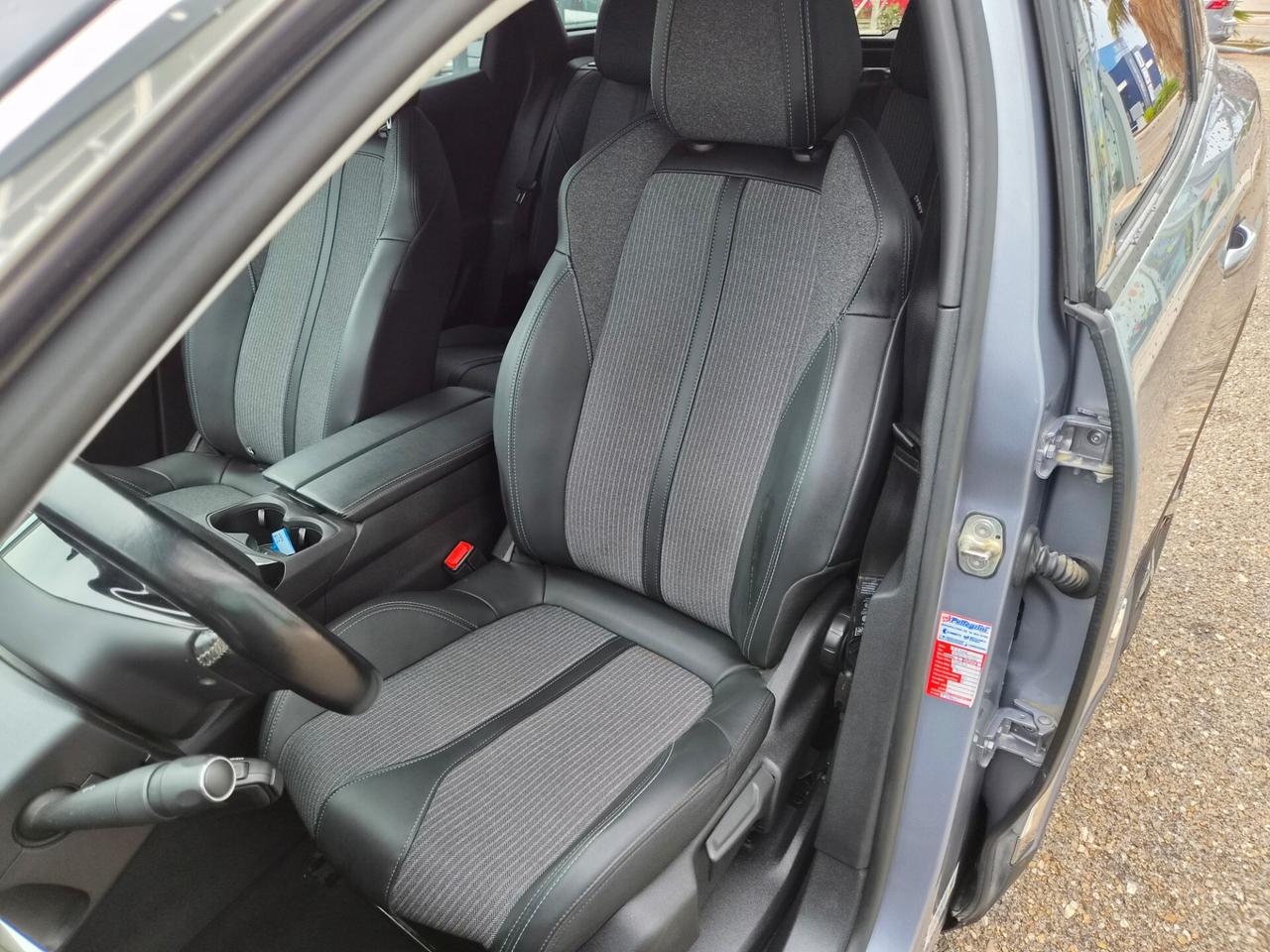 Peugeot 3008 BlueHDi 130 S&S Allure