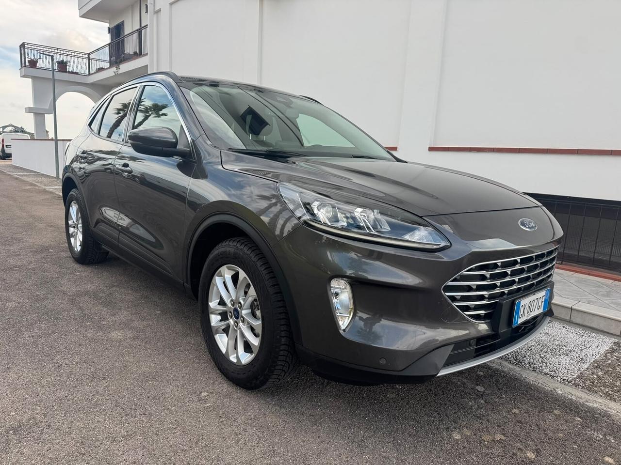 Ford Kuga 1.5TDCI Titanium AUTOCARRO N1