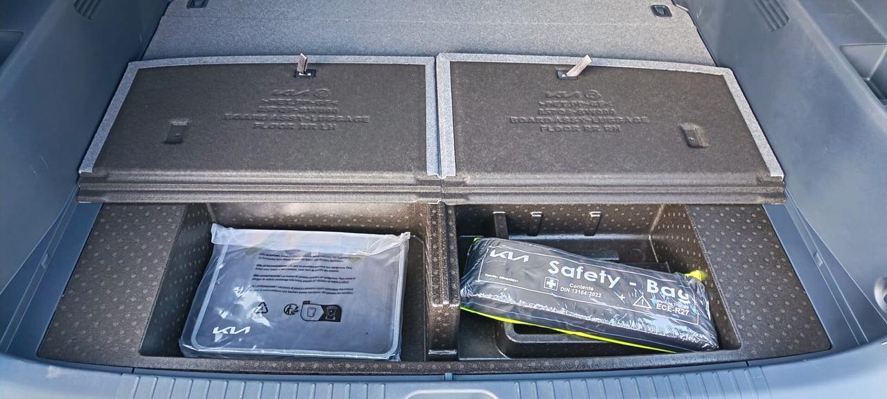 Kia PV5 PASSENGER LR 5S EARTH