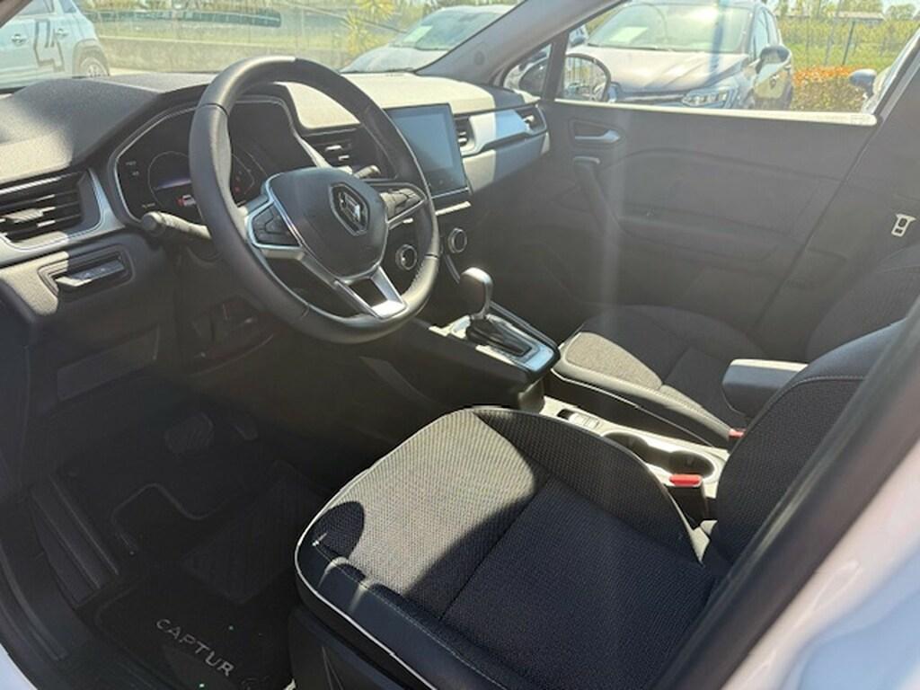 Renault Captur 1.6 Hybrid Techno E-Tech Auto