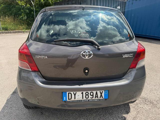 TOYOTA Yaris 1.4 D-4D DPF 5p Sol senza nessun lavoro da fare