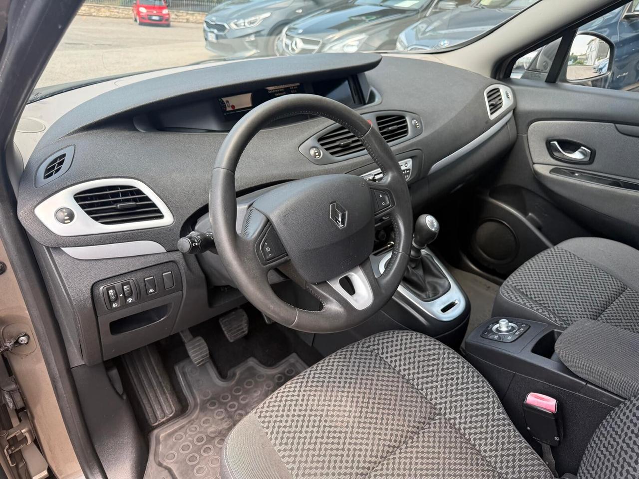 Renault Scenic Scénic X-Mod 1.5 dCi 110CV Luxe