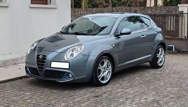 Alfa Romeo MiTo 1.6 JTDm-2 S&S Distinctive Sport Pack