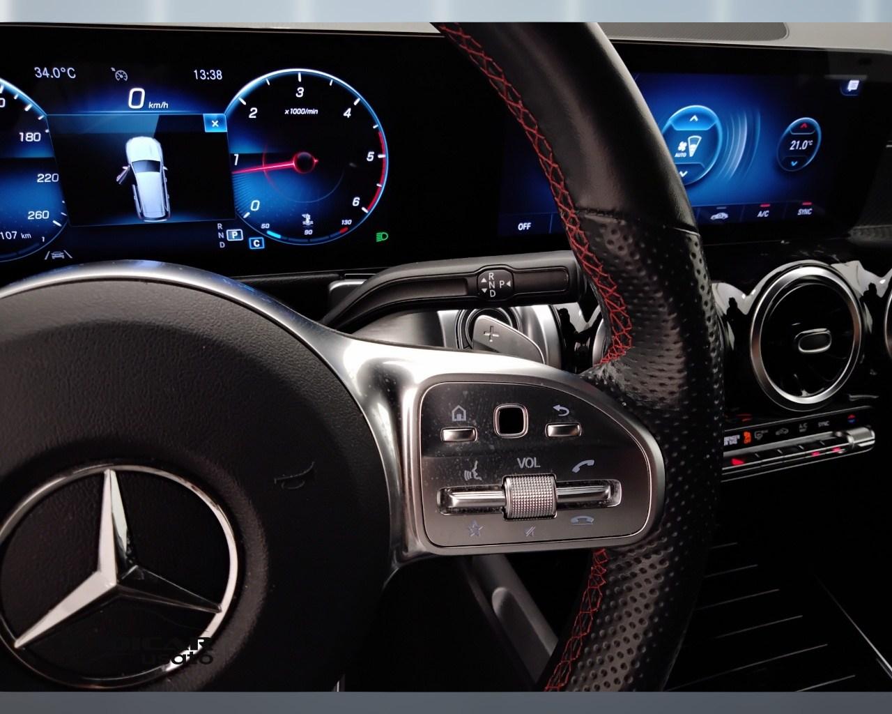Mercedes-Benz GLB - X247 2019 - GLB 200 d Premium Easy Tech auto