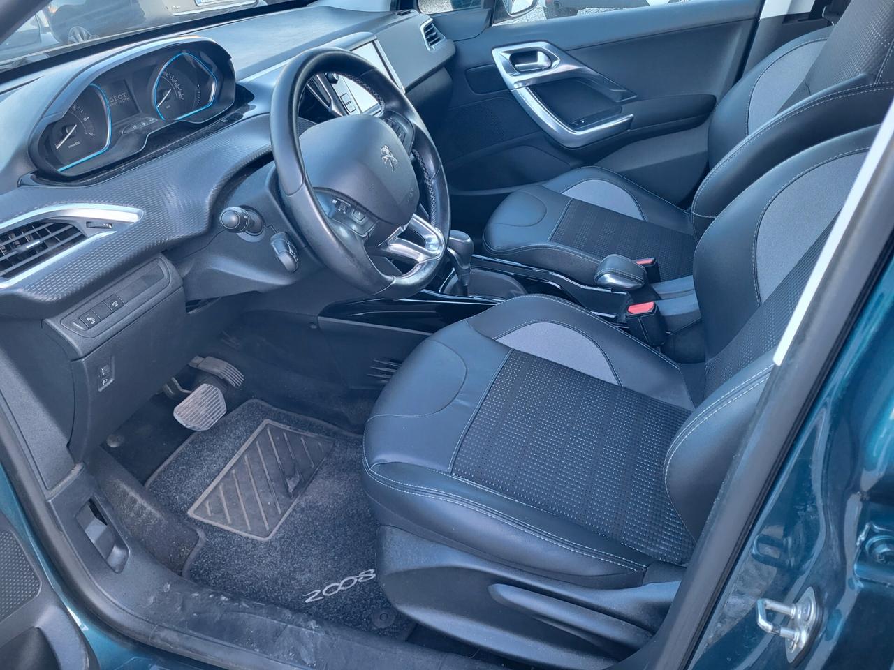 Peugeot 2008 PureTech 82 Allure