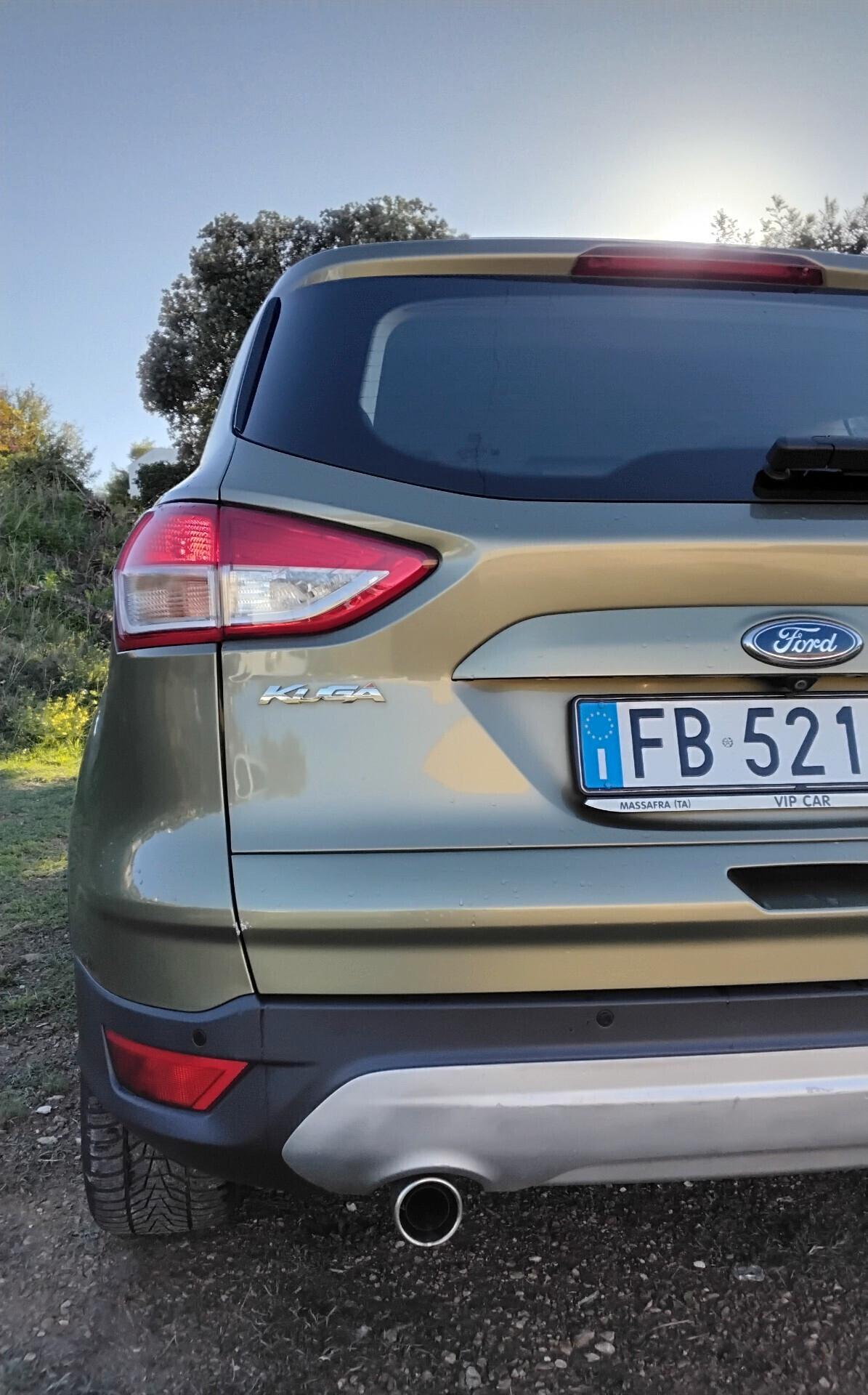 Ford Kuga 2.0 TDCI 150 CV S&S 4WD Powershift Titanium