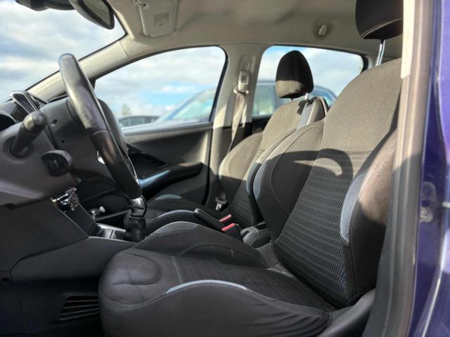 PEUGEOT 208 1.4 8V HDi 68CV 5p. Allure