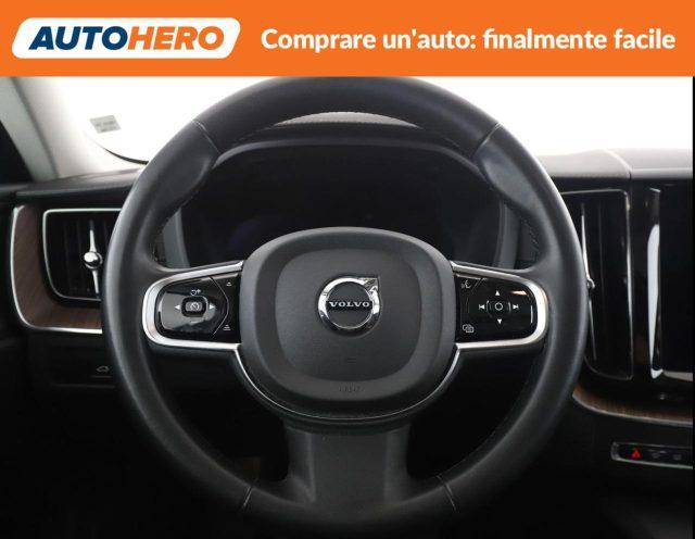 VOLVO XC60 B5 (d) AWD automatico Ultimate Dark