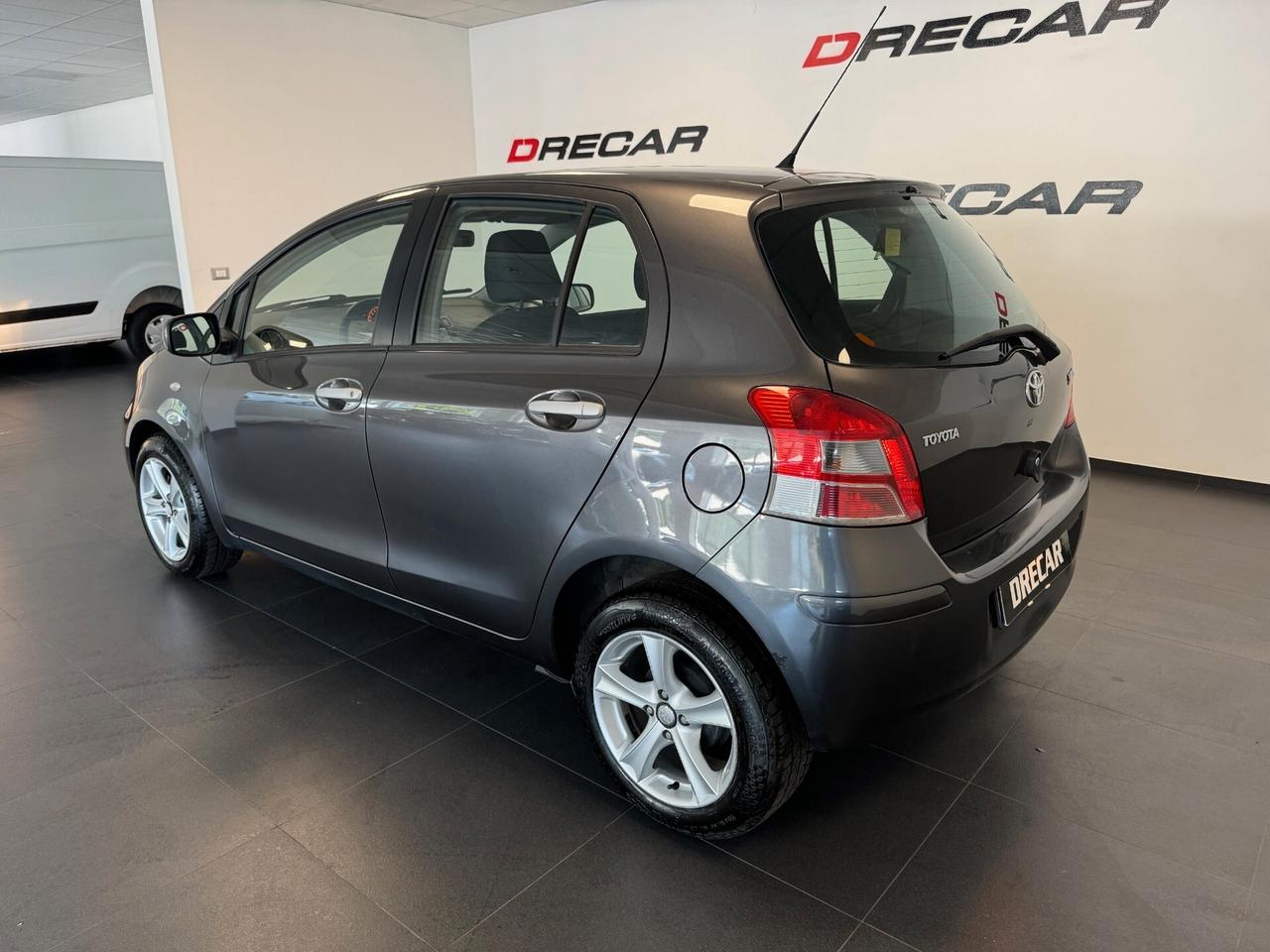 Toyota Yaris 1.4 D-4D DPF 5 porte 135.000 KM BEN TENUTA