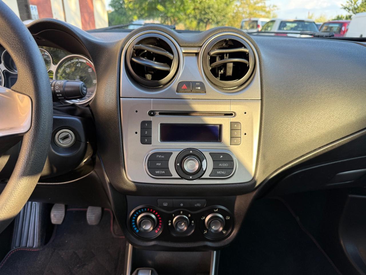 Alfa Romeo MiTo 1.3 JTDm 90 CV