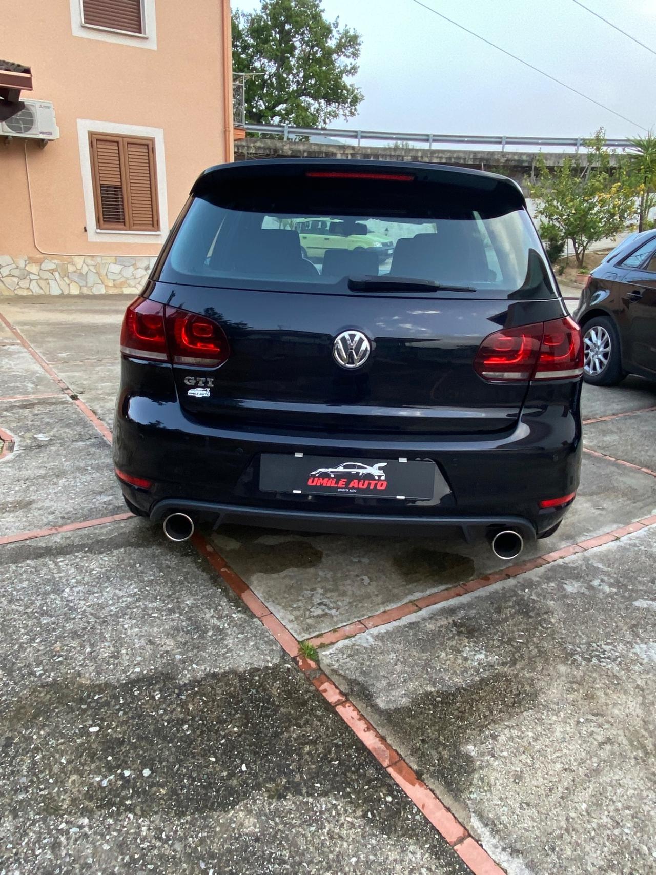 Volkswagen Golf GTI 2.0 TSI 5p.
