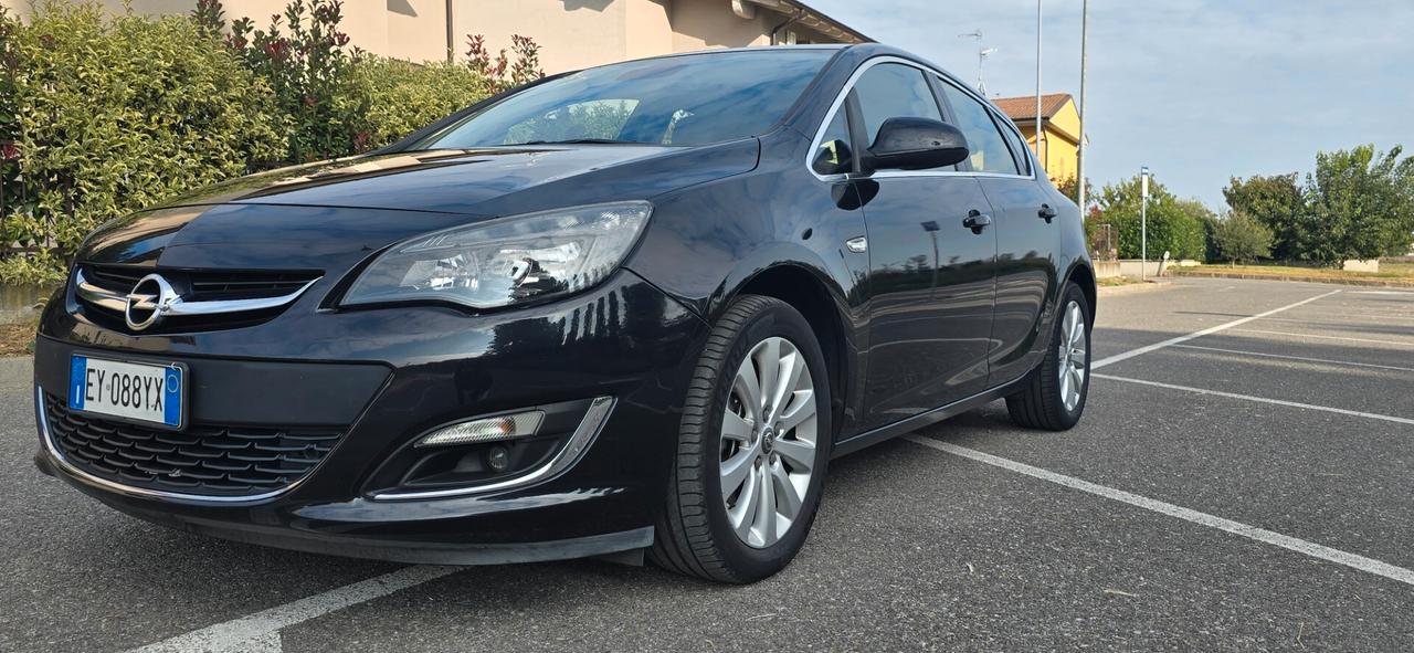Opel Astra 1.6 CDTI 136CV EcoFLEX S&S 5 porte Cosmo