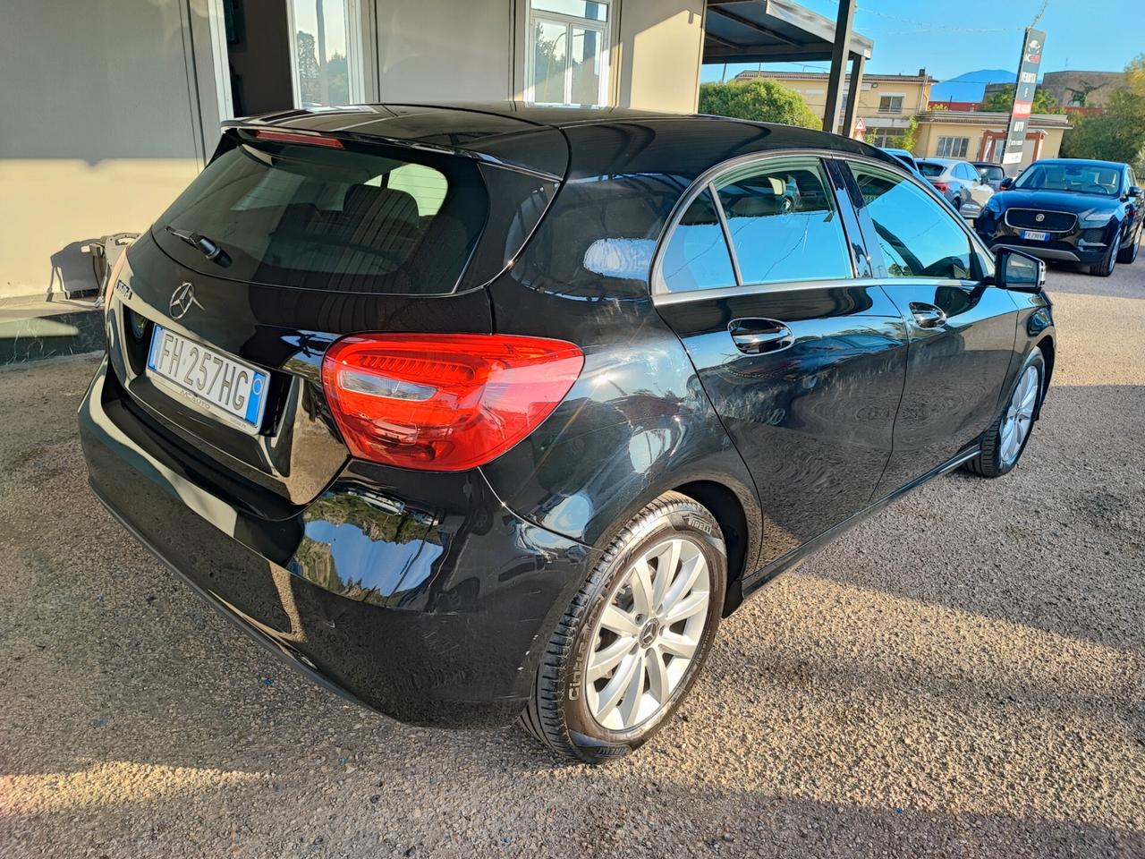 Mercedes-benz A 160 d Premium