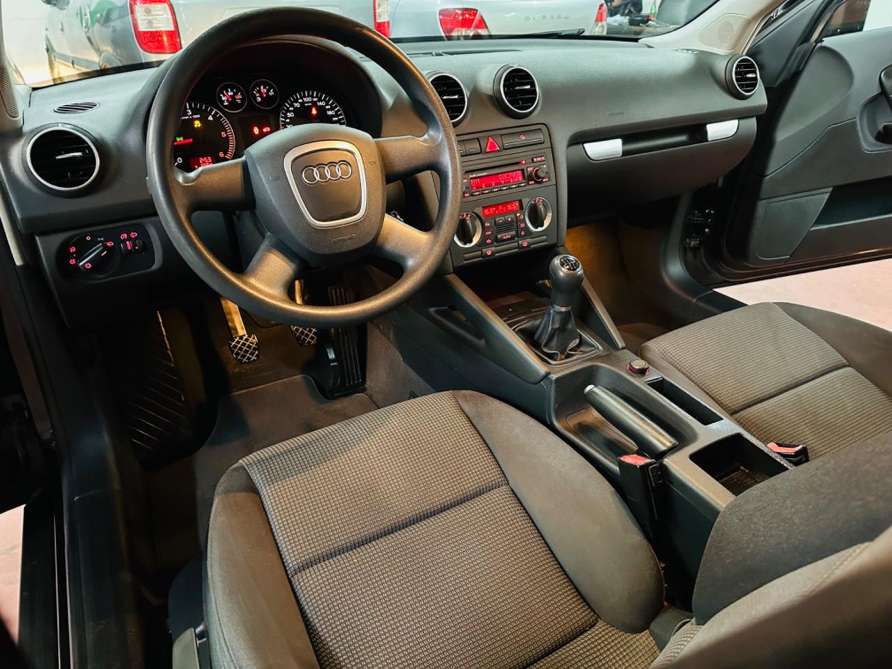 Audi A3 1.9 TDI 105CV SportBack