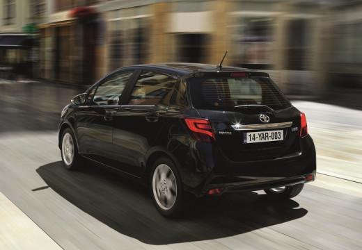 TOYOTA Yaris III 2015 - Yaris 5p 1.5h Active my16
