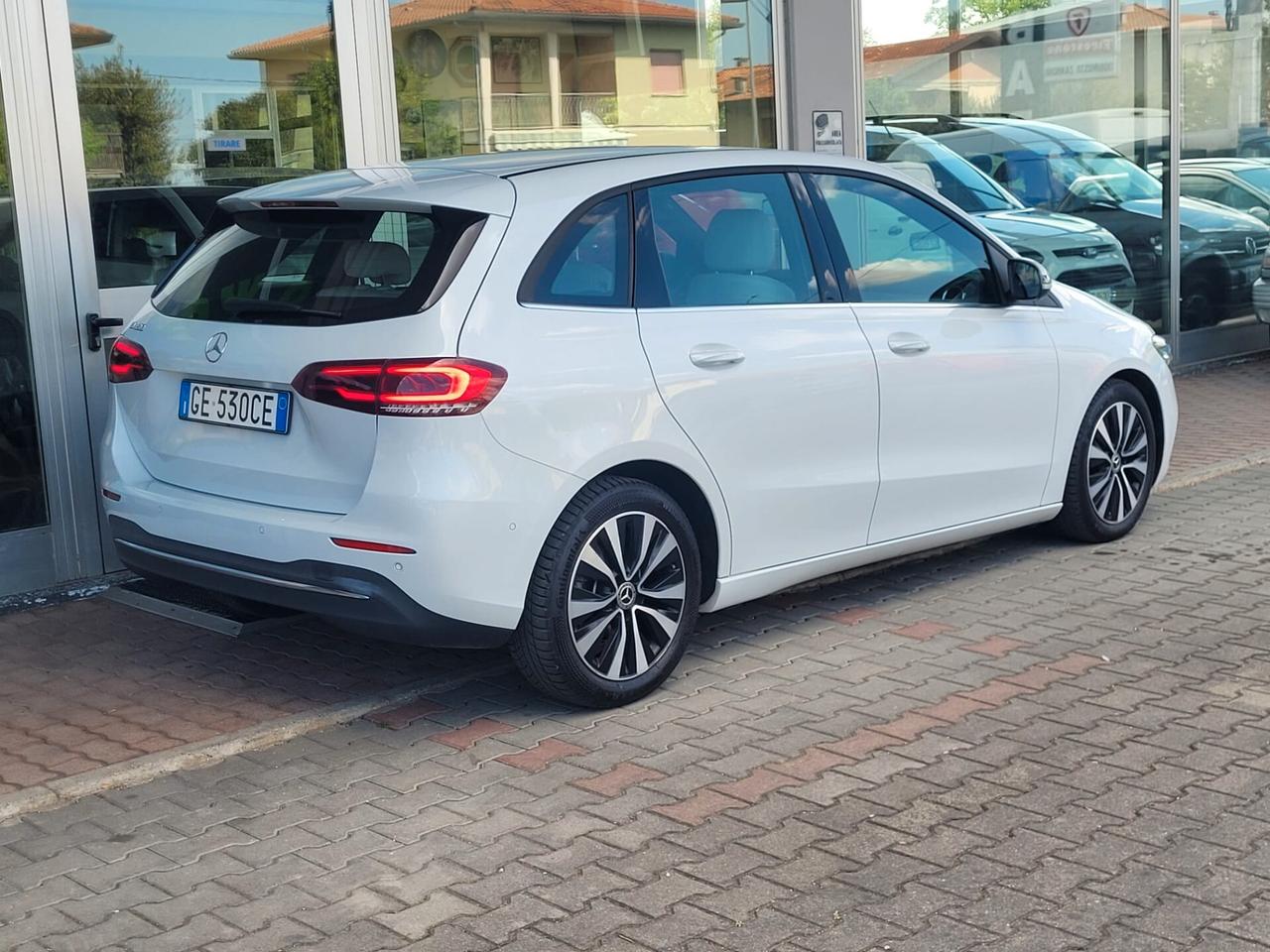 Mercedes-benz B 180 B 180 Automatic Business Extra