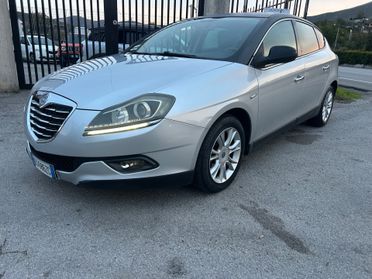 Lancia Delta 1.6 MJT DPF 105 CV Silver