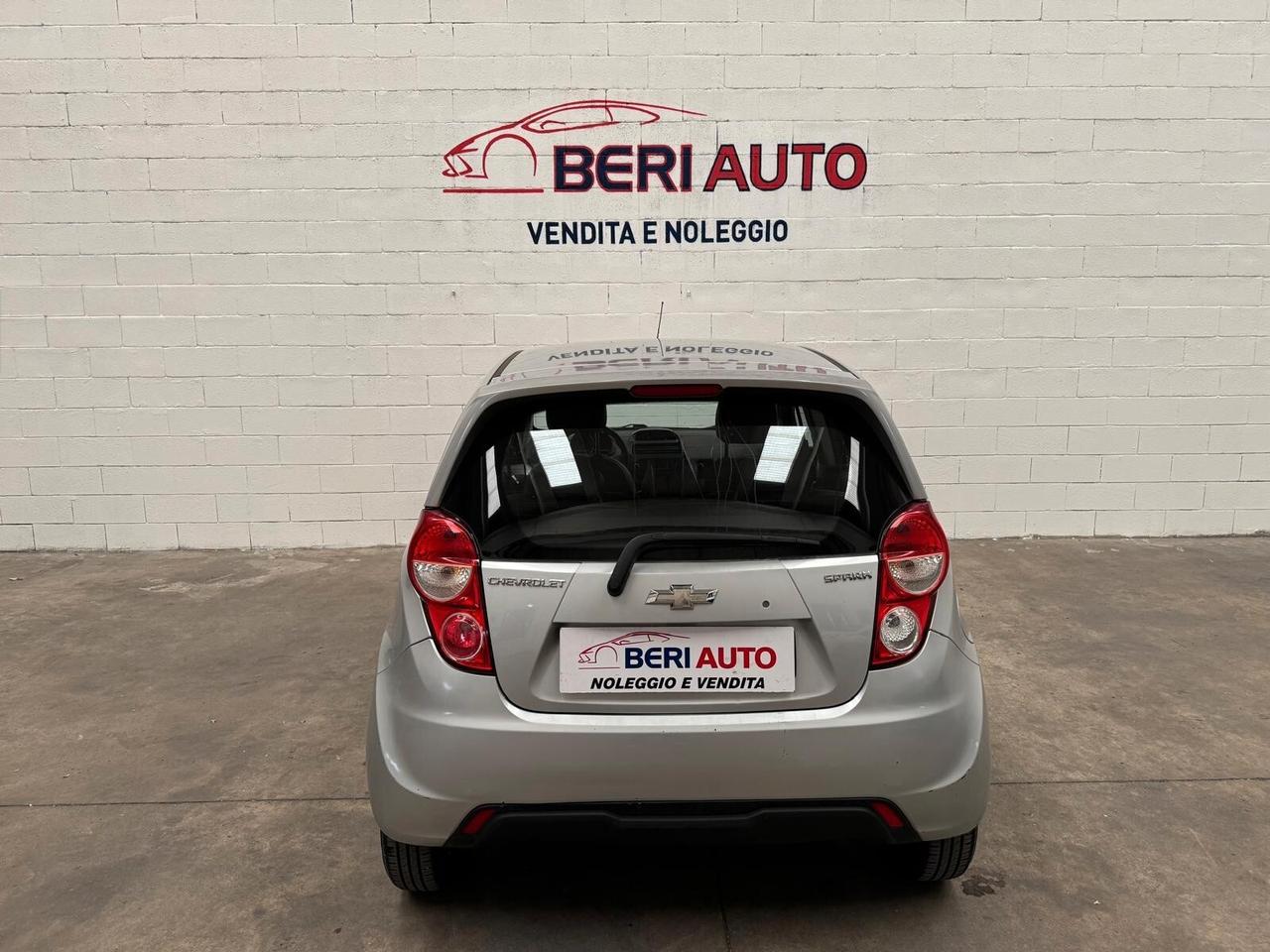 Chevrolet Spark adatta neopatentati