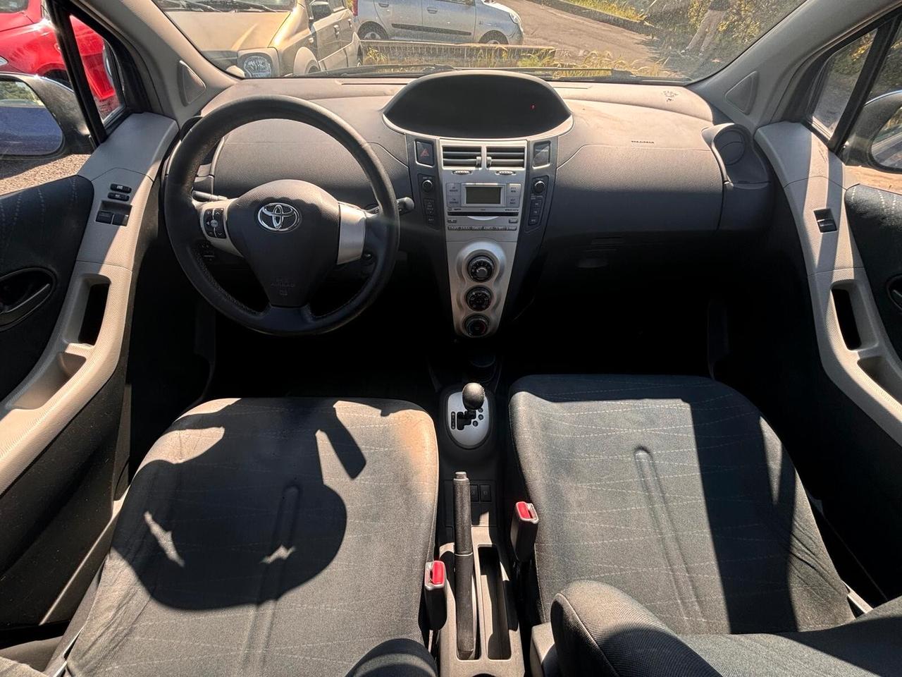 Toyota Yaris 1.4 D-4D 5 porte Sol Automatica