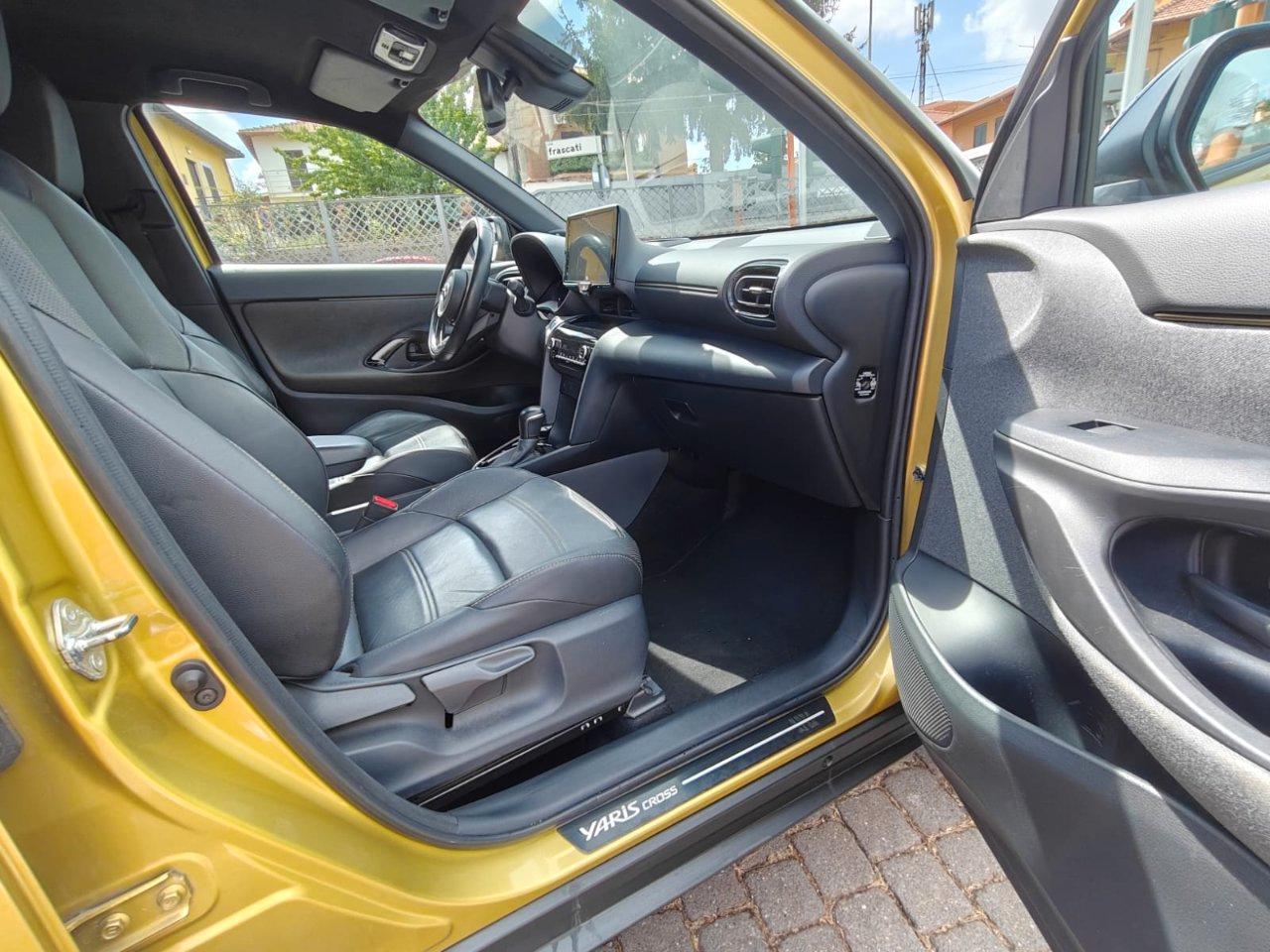 Toyota Yaris Cross 1.5h Premiere fwd 116cv e-cvt