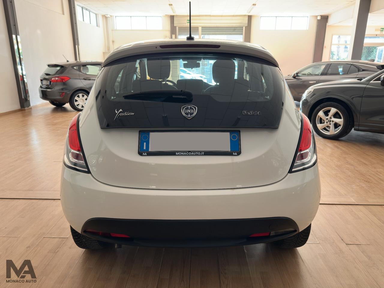 Lancia Ypsilon 1.0 FireFly Hybrid 70CV 2020