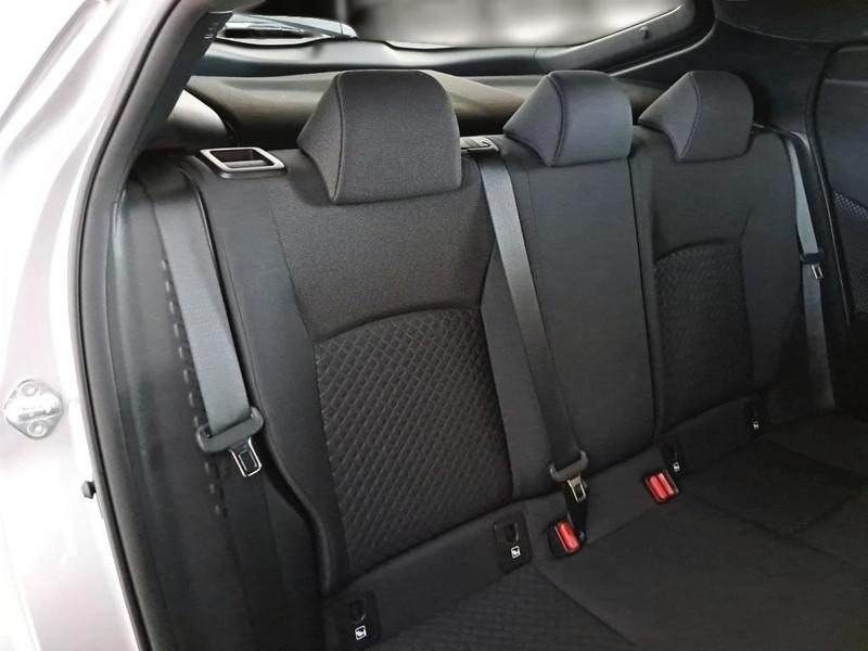 TOYOTA C-HR 1.8H 98CV E-CVT Business