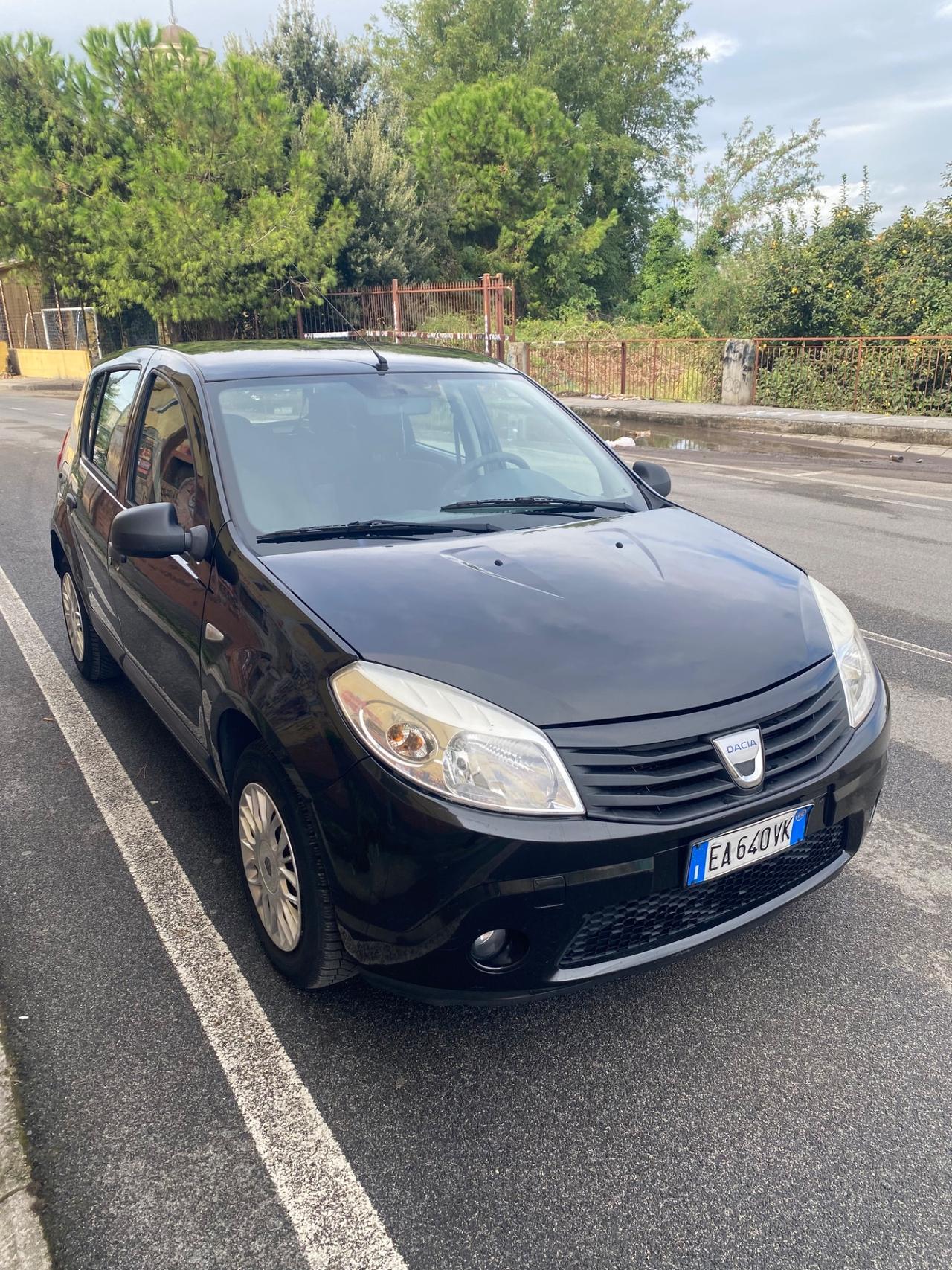 Dacia Sandero GPL Anno Fine 2010 TAGLIANDATA
