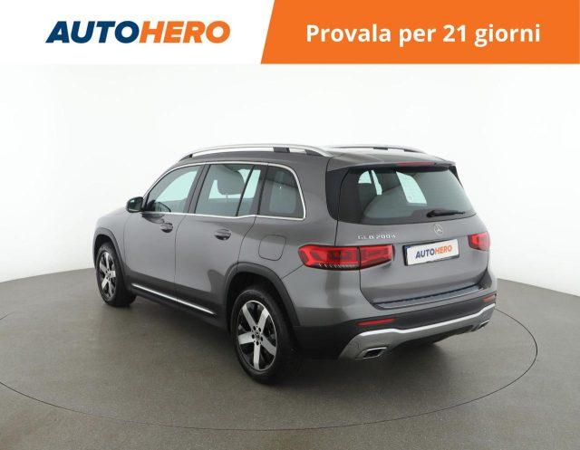 MERCEDES-BENZ GLB 200 d Automatic Sport