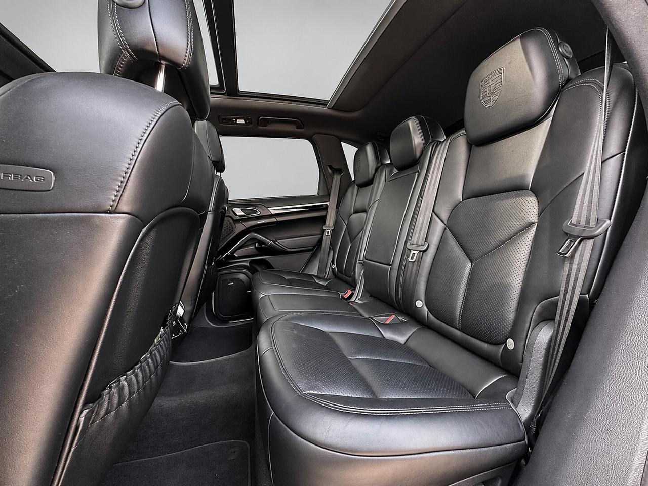 Porsche Cayenne 3.0 V6 E-Hybrid FINANZIABILE