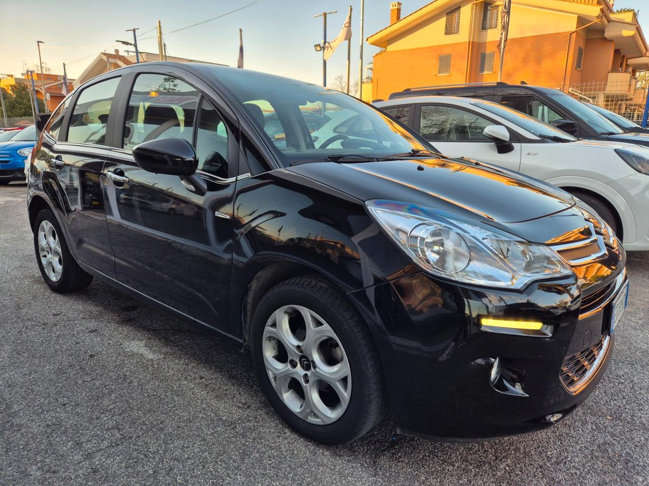 Citroen C3 PureTech 68 Exclusive 1.0 Benz UNIPRO