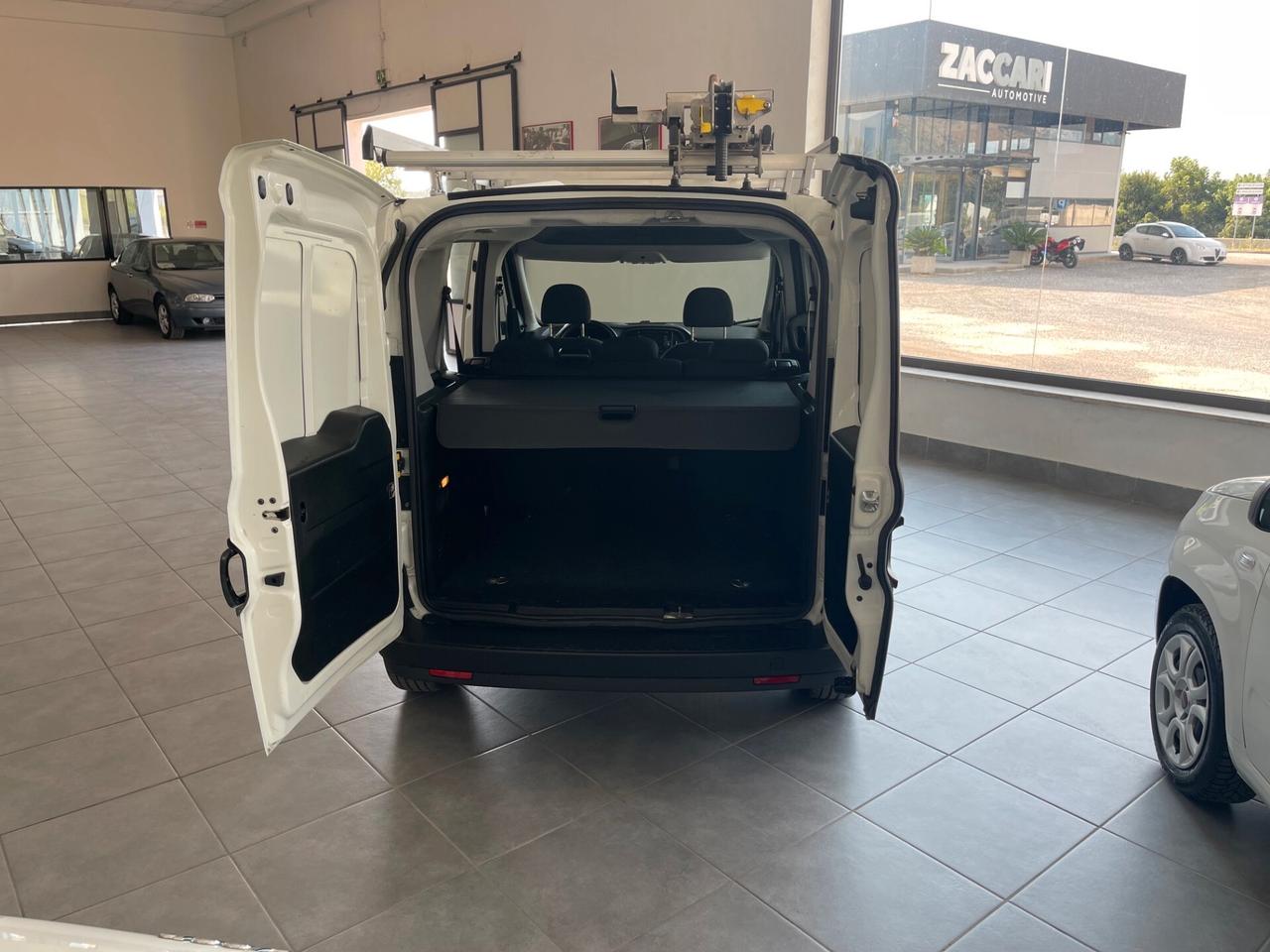 Fiat Doblo 1.3 mjt 95 cv 5 posti N 1 - PORTA SCALA -