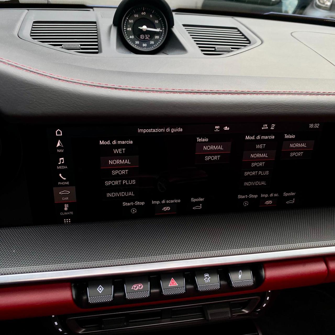 Porsche 911 Cabrio 3.0 Carrera 4S auto