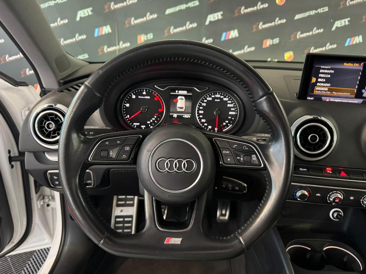 Audi A3 1.6 TDI 116 CV TETTO*CAMERA