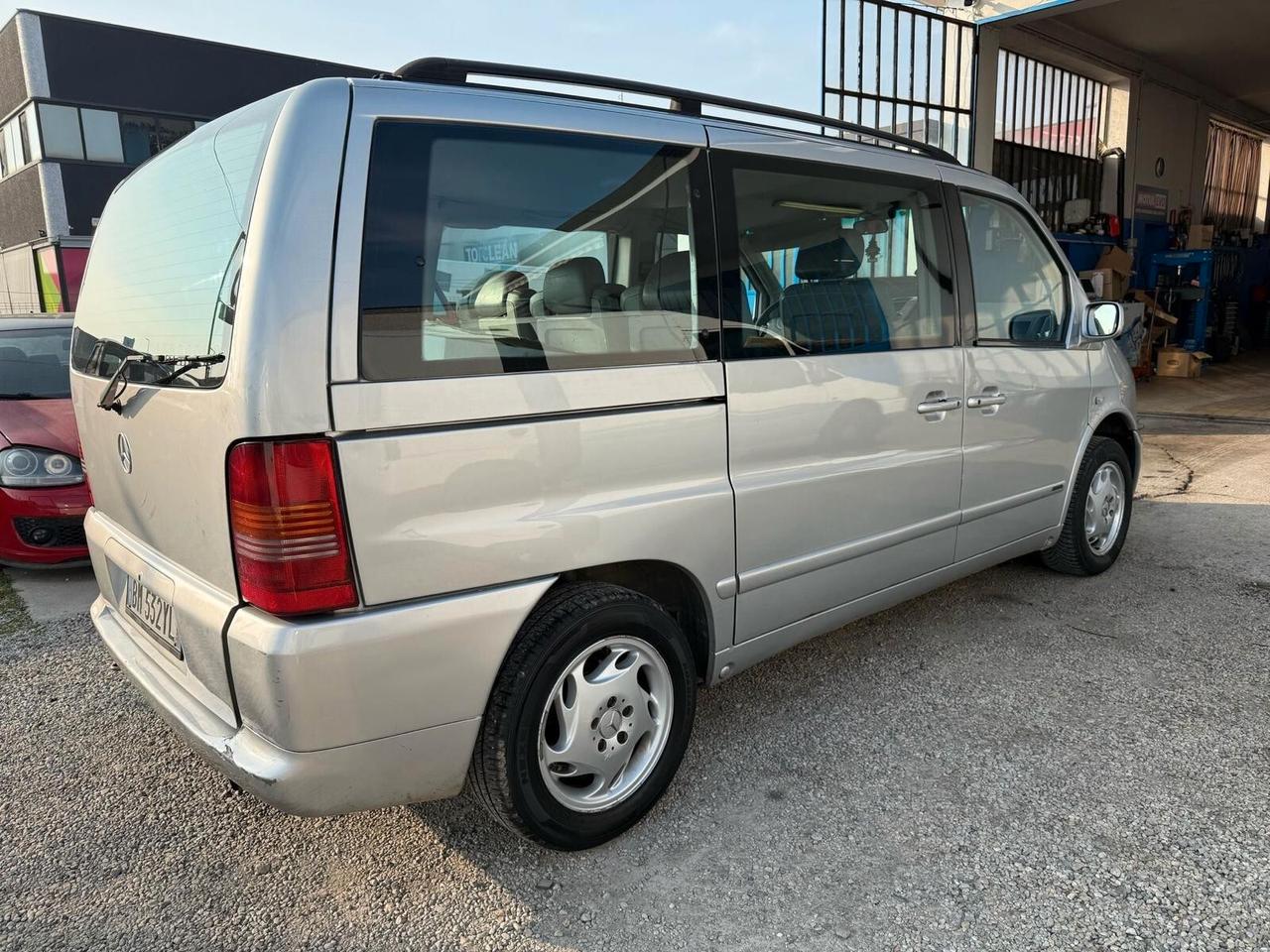 Mercedes-benz V 220 CDI cat Ambiente