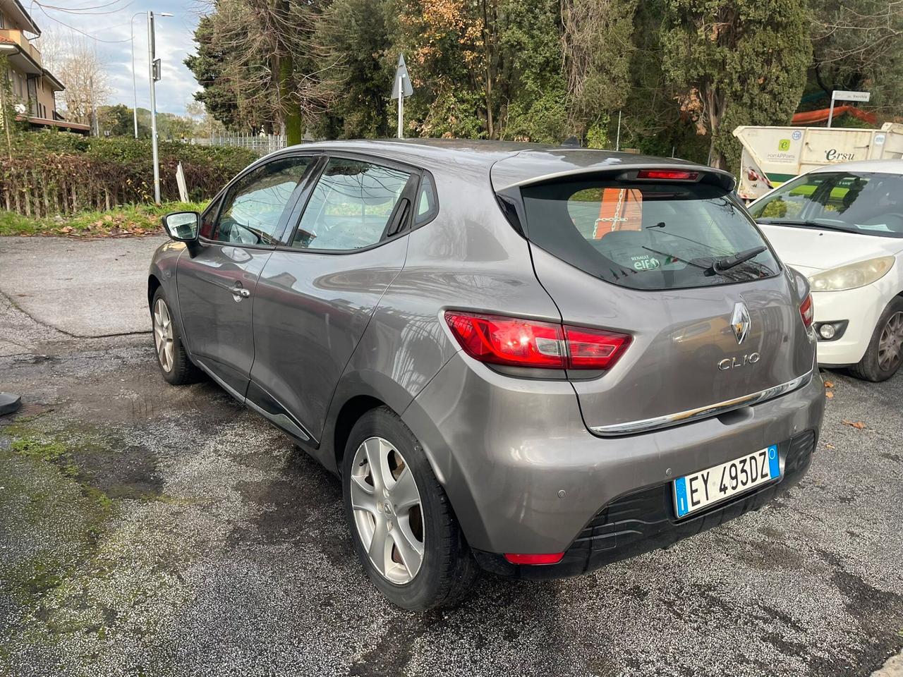 Renault Clio 1.2 75CV 5 porte Costume National