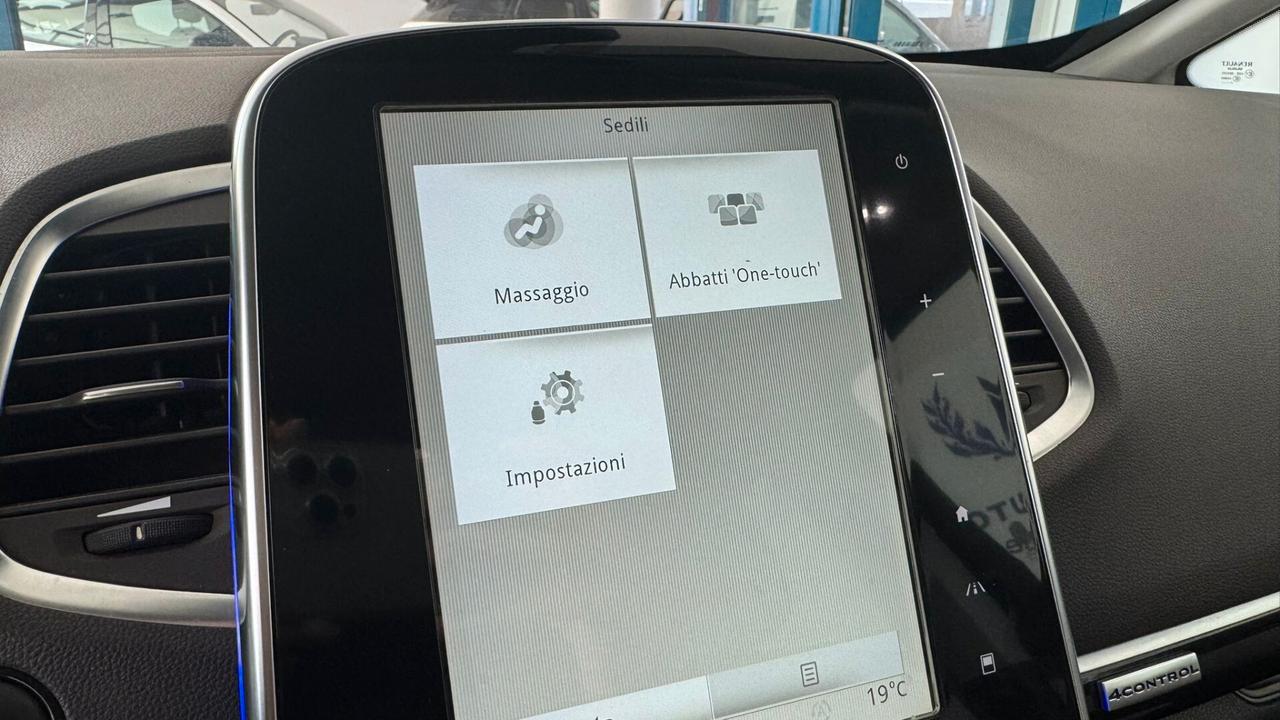 Renault Espace dCi 160CV EDC Energy Initiale Paris 4Control