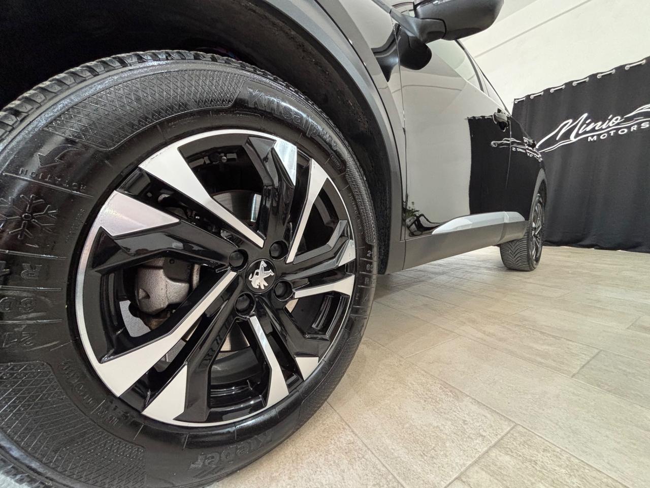Peugeot 2008 BlueHDi 130 S&S EAT8 Allure Pack
