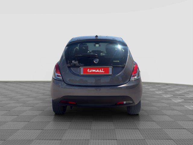 LANCIA Ypsilon Ypsilon 1.0 FireFly 5 porte S&S Hybrid Silver